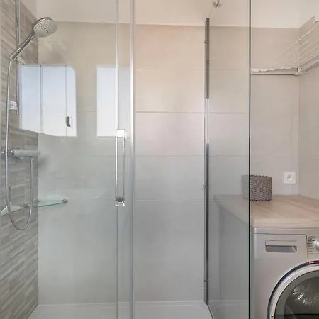 Avec Vue Sur L'erdre Pour 4 Personnes Appartamento Nantes