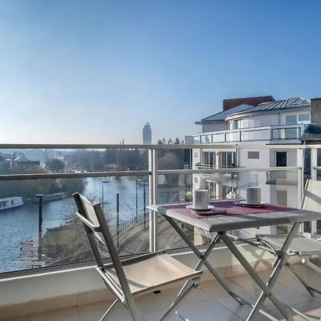 Avec Vue Sur L'erdre Pour 4 Personnes