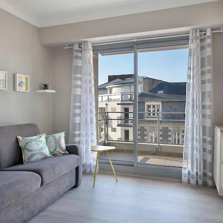 Avec Vue Sur L'erdre Pour 4 Personnes Appartamento